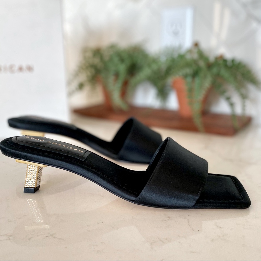 Like New Good American Kickback Slide Kitten Heels Sz 8.5